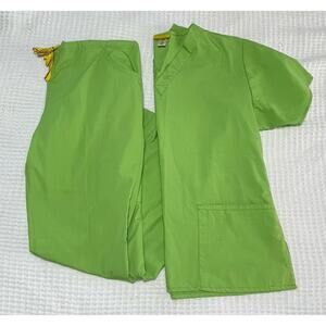 WonderWink Green Track Pants & Joggers